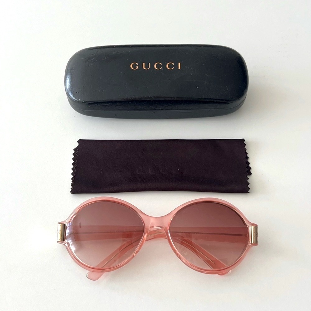 Gucci Vintage Round Pink Sunglasses
